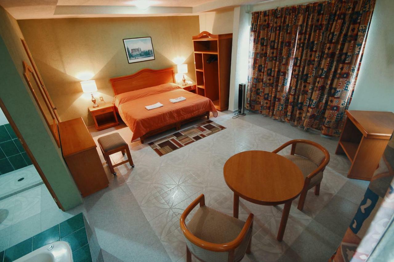 Hotel El Conquistador Monarca. Zitácuaro Εξωτερικό φωτογραφία