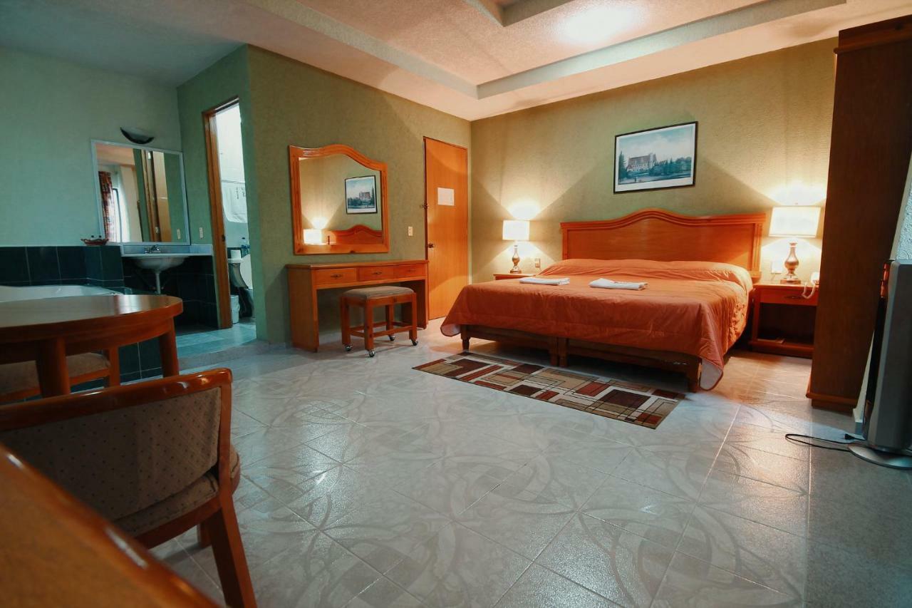 Hotel El Conquistador Monarca. Zitácuaro Εξωτερικό φωτογραφία